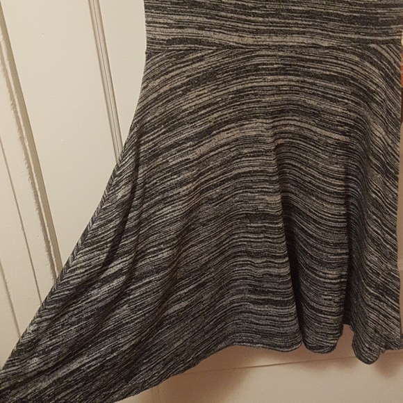 Heathered dress - Picture 3 of 3